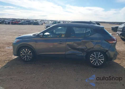 2021 Nissan Kicks Sv Xtronic Cvt из США, поврежденный, VIN 3N1CP5CV6ML487536